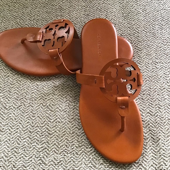 Tori Burch Miller Soft Sandal - Picture 1 of 4